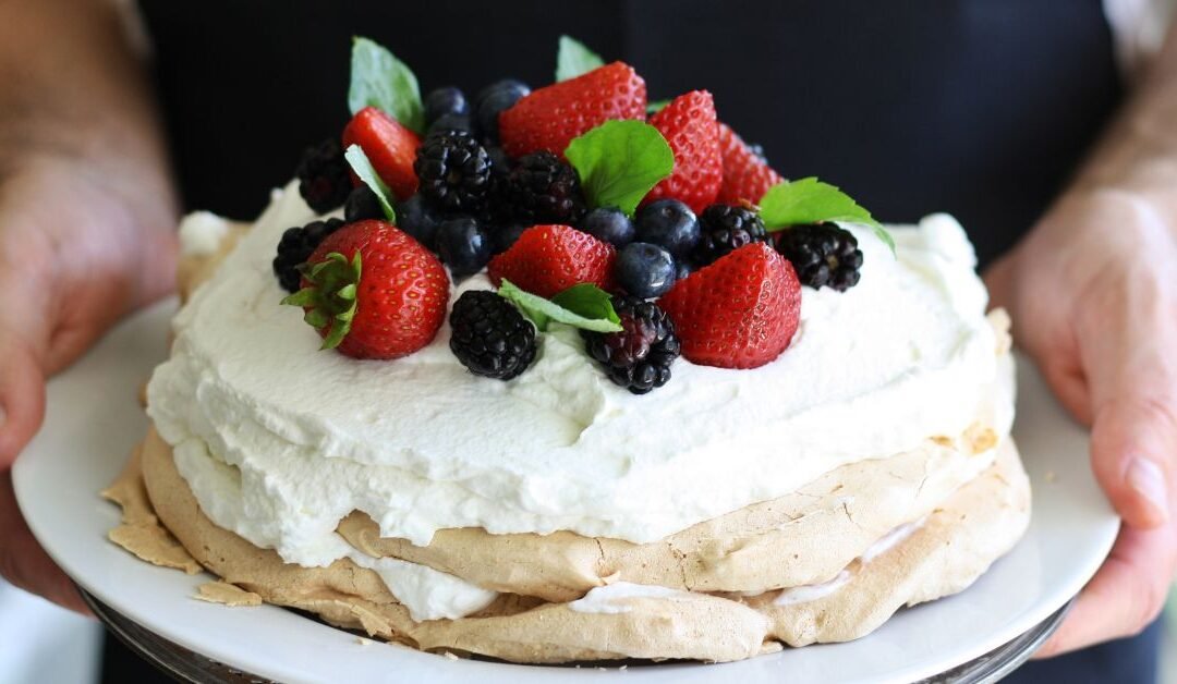 Vanilla Cream Pie with Fruits