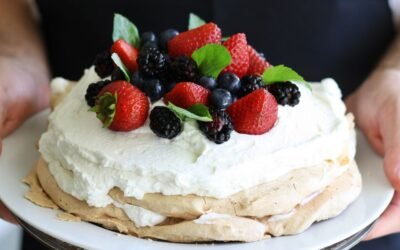 Vanilla Cream Pie with Fruits
